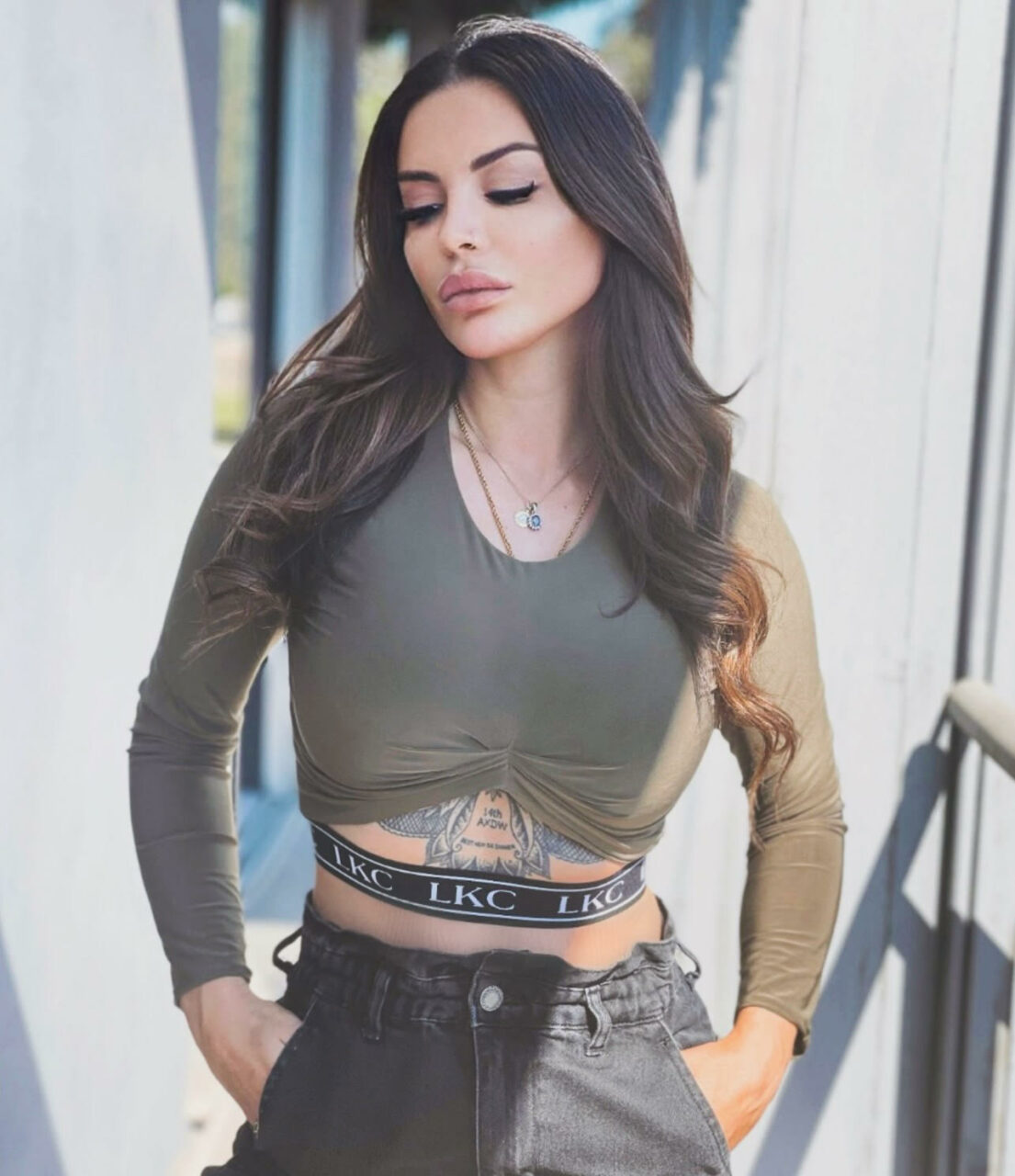 LONG SLEEVE CROP TOP